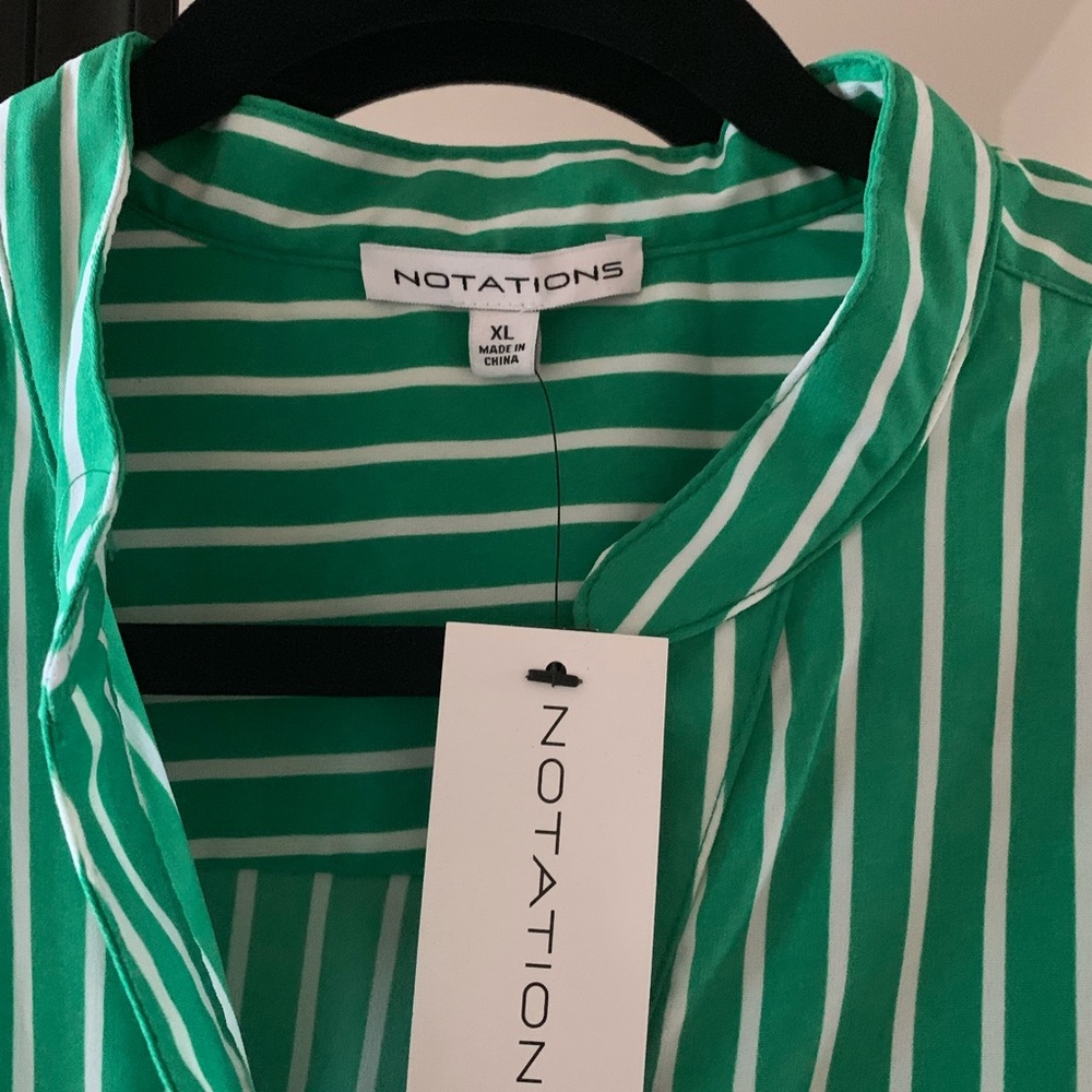Cropped sleeve women’s blouse